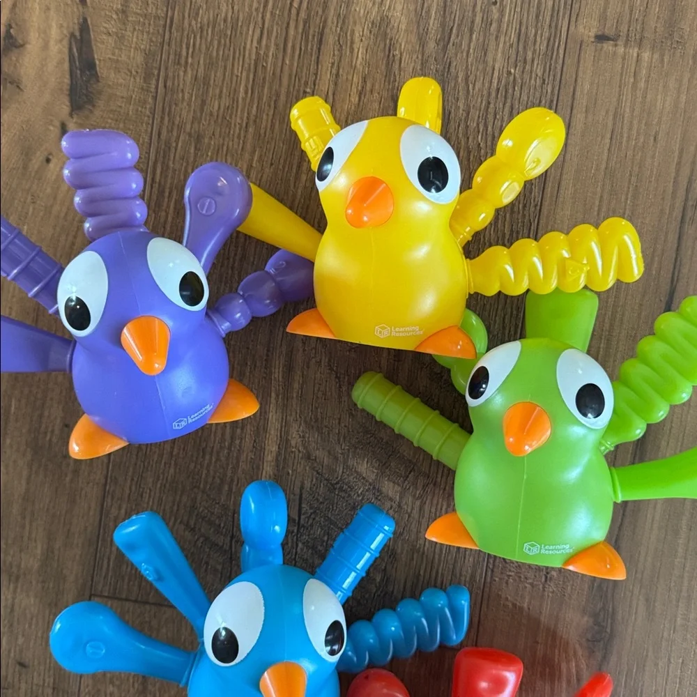 Learning Resources fine motor peacock pals, toddler Montessori toys